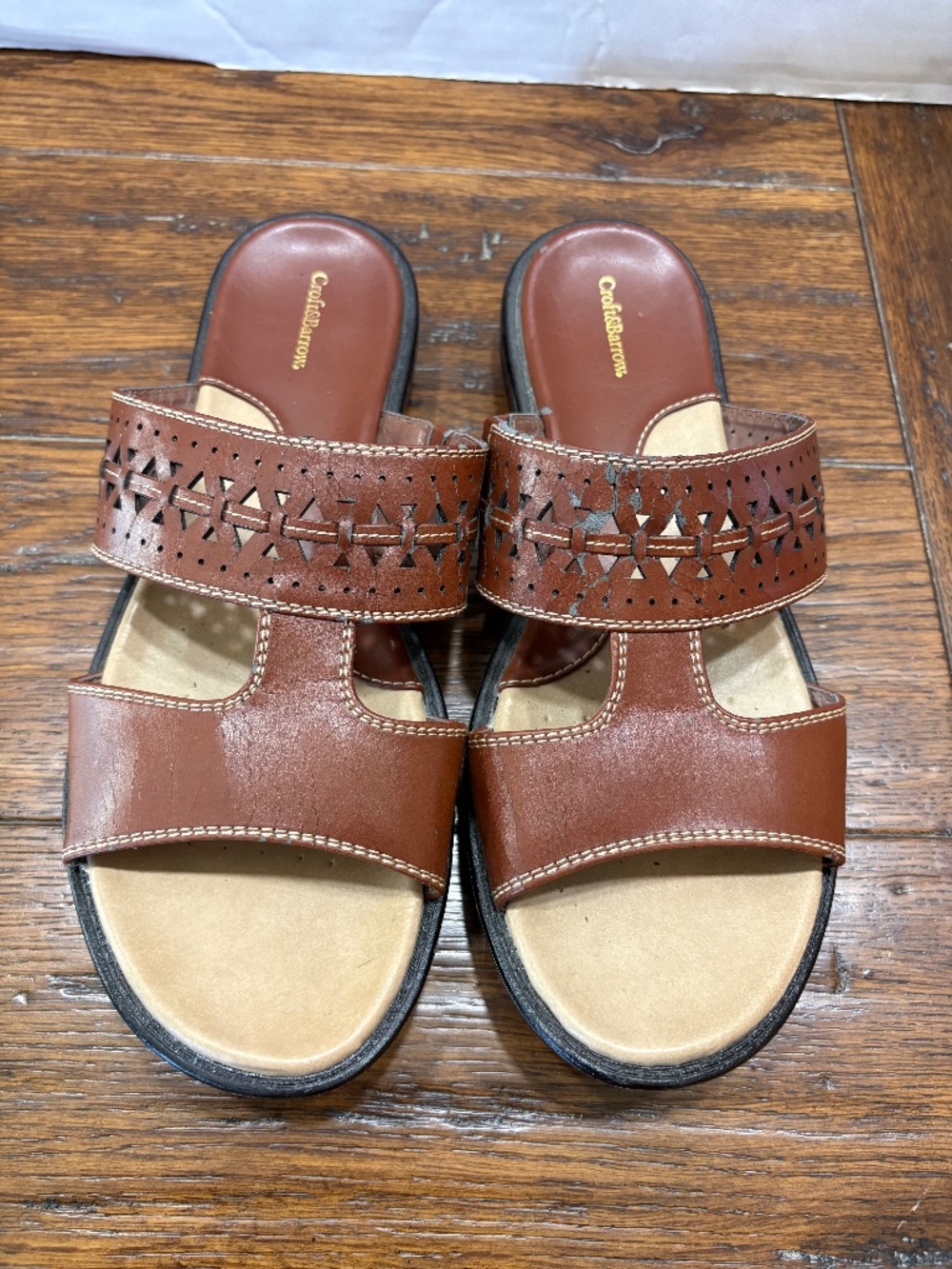 Croft & Barrow brown flats sandals, women's size 9, Casey Tan, well loved